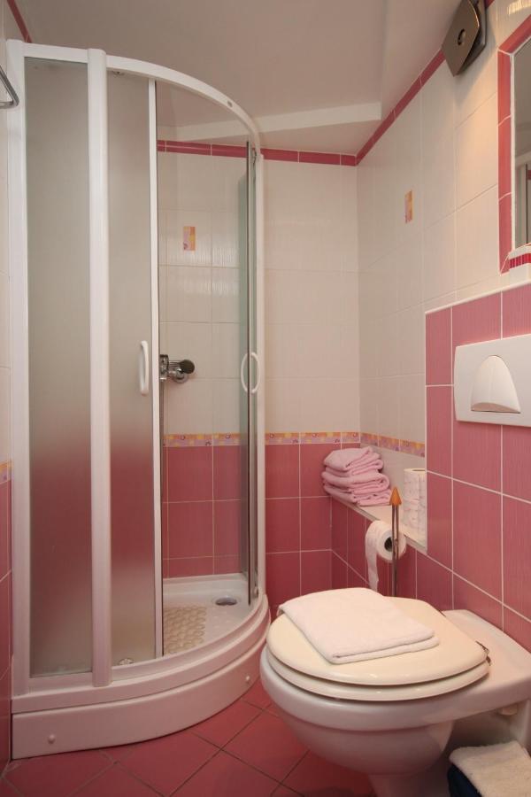 Apartments By The Sea Gradac, Makarska - 6661 그라다츠 외부 사진